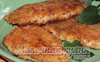 Судак, жаренный на сковороде с луком и сметаной: рецепты и полезные рекомендации