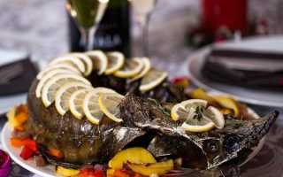 Осетр, запеченный в духовке целиком: 8 вкусных рецептов